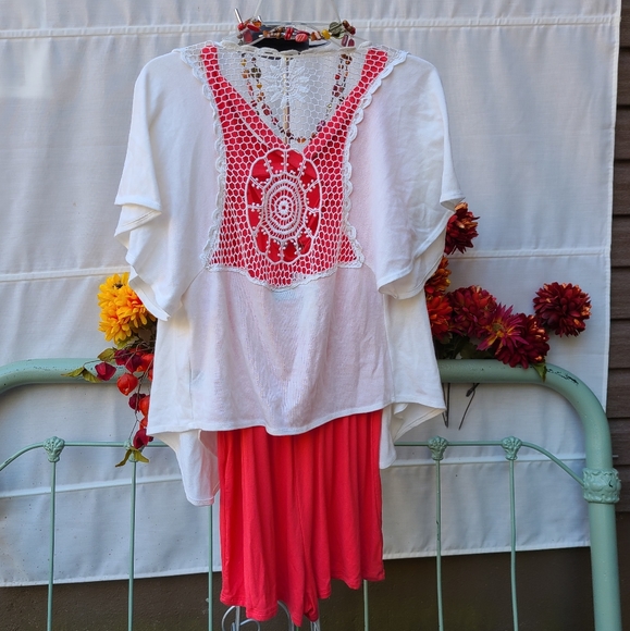 Pink Rose's Coral Color Romper Size Small - Picture 3 of 8